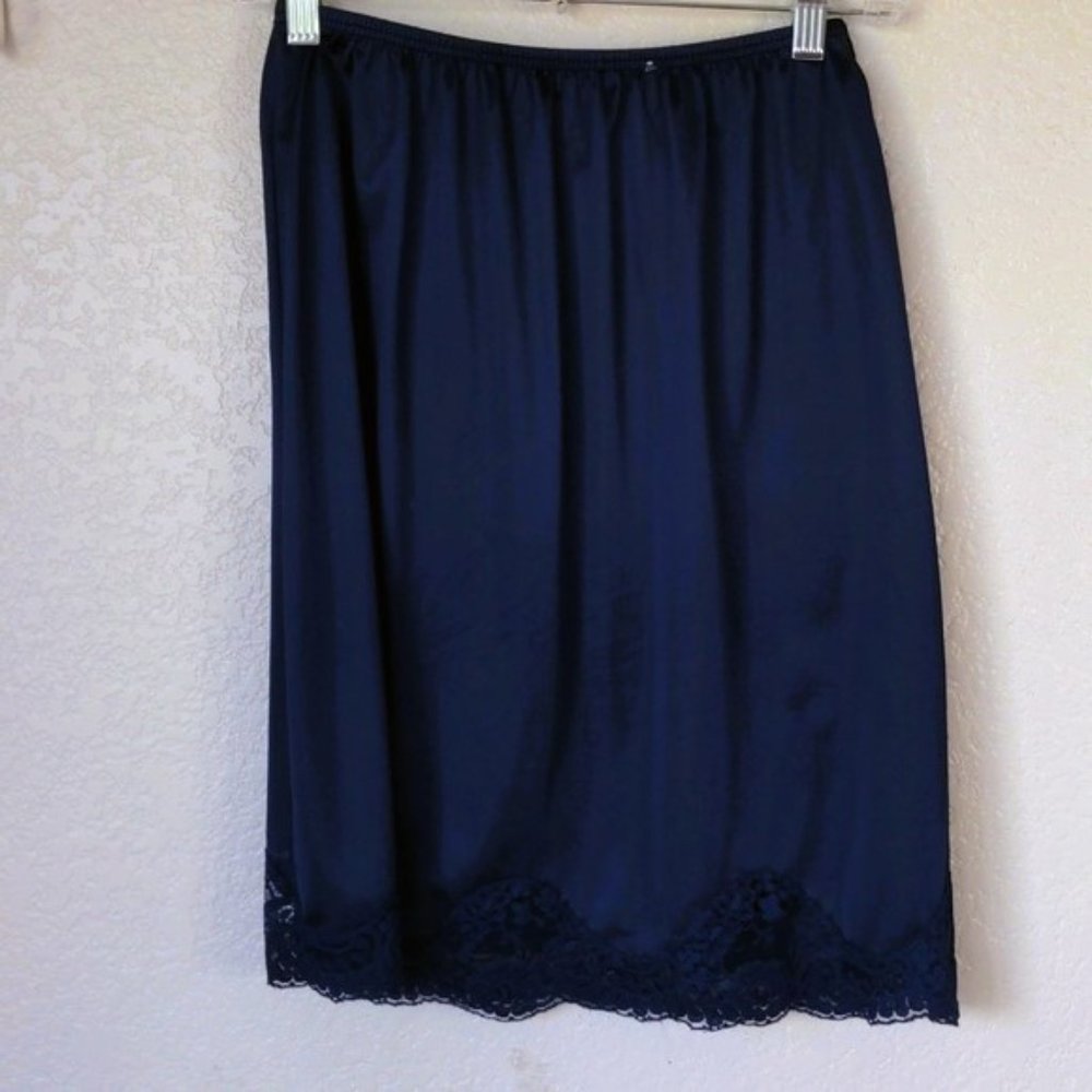 Adonna Sz M Half Slip Nylon Navy Blue Lace Trim Side Vent Vintage